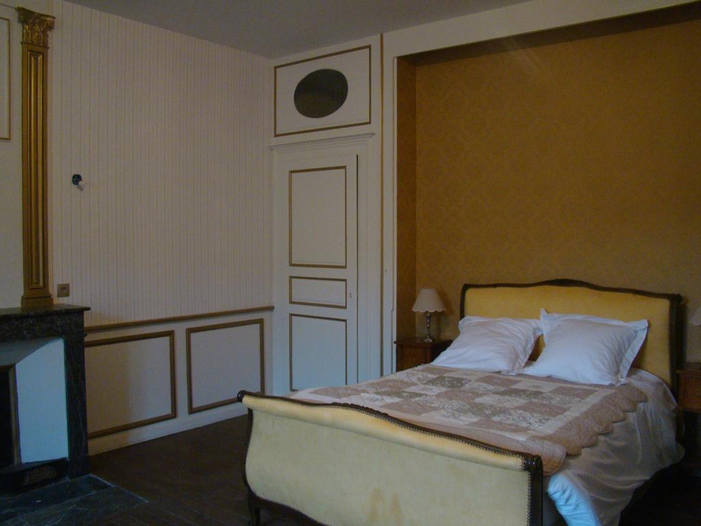 Gentilhommiere Eaux Bleues Bed & Breakfast Ecot-la Combe Bagian luar foto